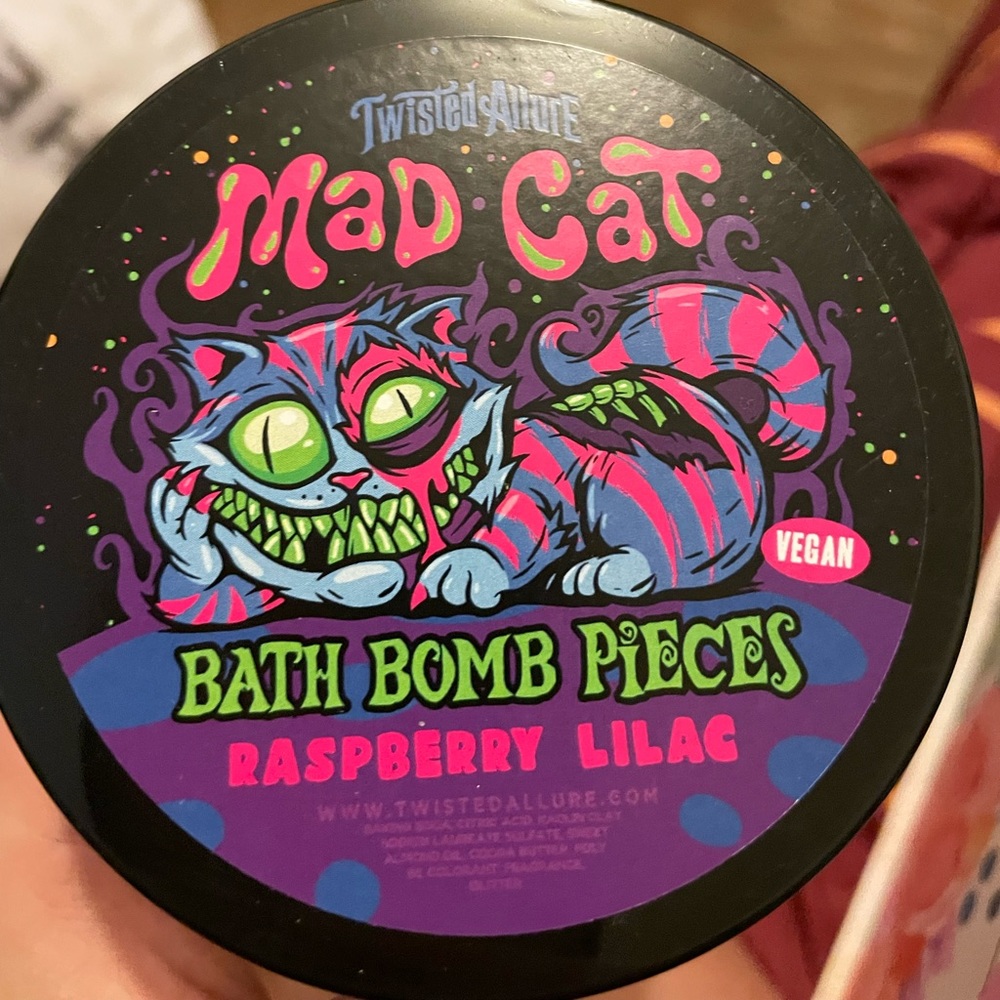 COPY - Twisted allure bath bomb pieces